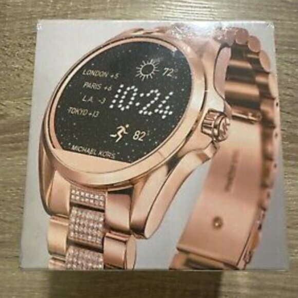 Michael Kors smart watch- RoseGold- model DW2c - Picture 3 of 3